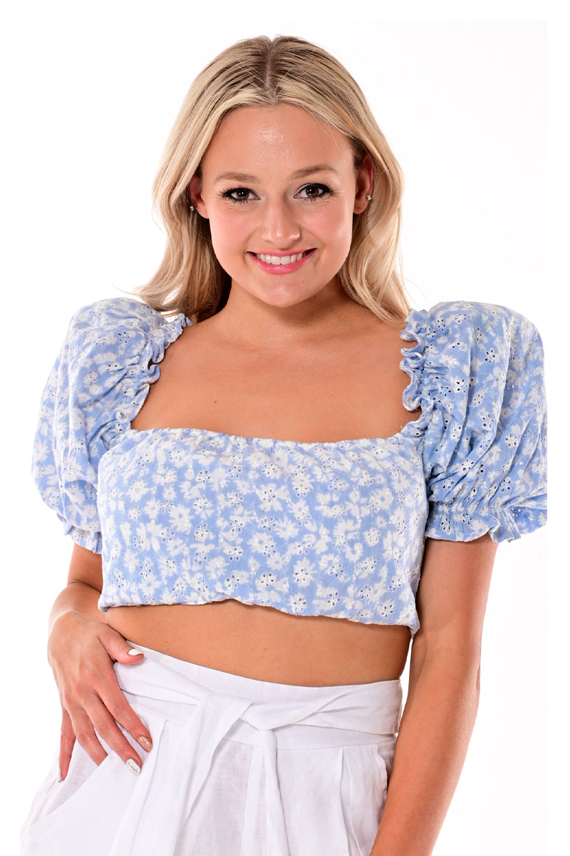 AZUCAR LADIES PRINTED EYELET PUFFY BLOUSE 100% COTTON - lt. blue on model - LCB1719